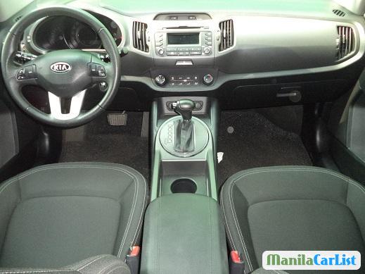 Kia Sportage Automatic 2011 - image 3