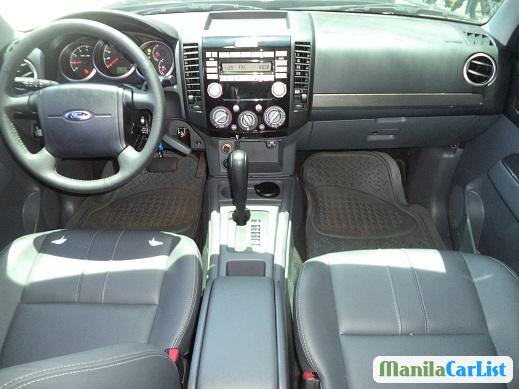 Ford Everest Automatic 2014 - image 3