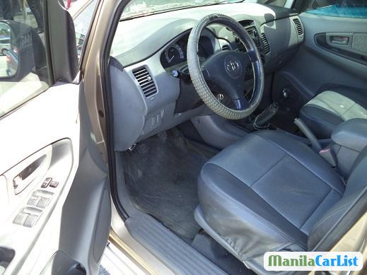 Toyota Innova Manual 2005 - image 3