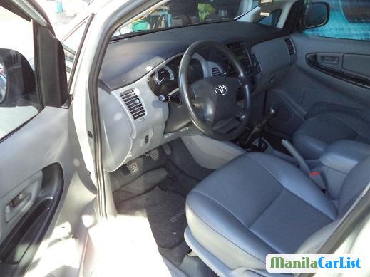 Toyota Innova Manual 2011 in Metro Manila