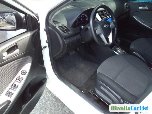 Hyundai Accent Automatic 2015 - image 3