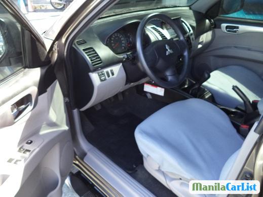 Mitsubishi Montero Sport Manual 2014 in Metro Manila