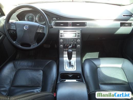 Volvo XC70 Automatic 2010 in Metro Manila