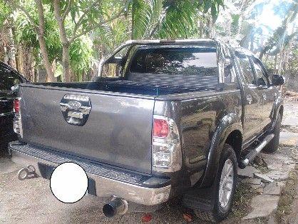Toyota Hilux Manual 2012 in Metro Manila