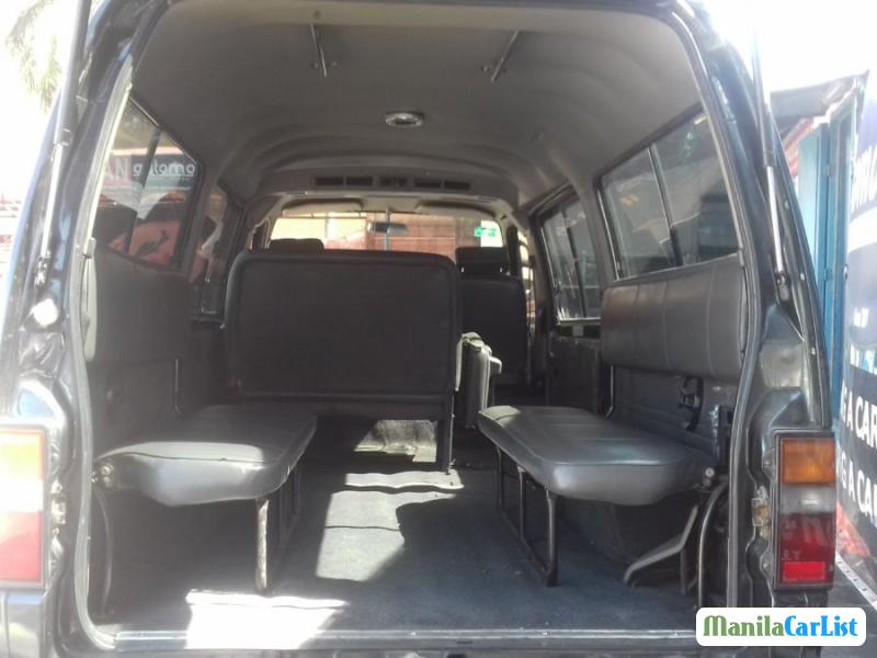 Nissan Urvan Manual 2010 - image 3