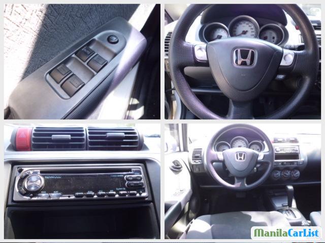 Honda Jazz Automatic 2004 - image 4