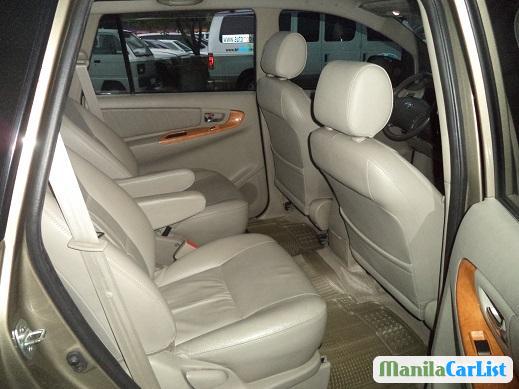 Toyota Innova Automatic 2011 - image 4