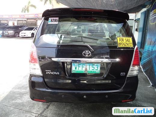 Toyota Innova Automatic 2011 - image 4