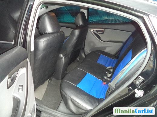 Hyundai Elantra Automatic 2011 - image 4
