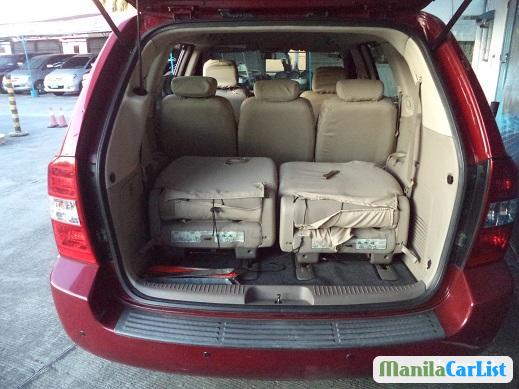 Kia Carnival Automatic 2009 - image 4