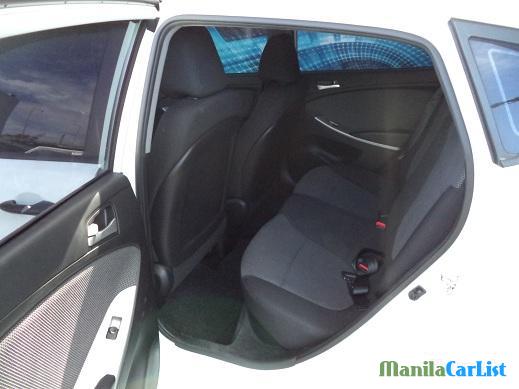 Hyundai Accent Automatic 2015 - image 4