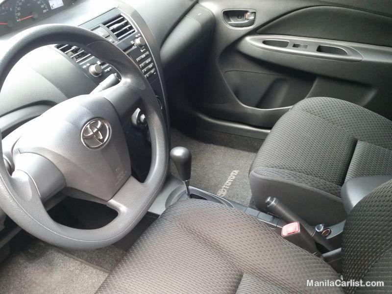 Toyota Vios E Automatic - image 4