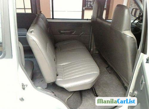 Mitsubishi Adventure Manual 2007 - image 9