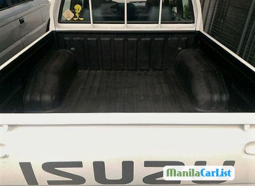 Isuzu Manual 2004 - image 9