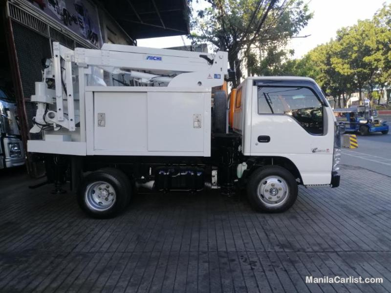 Isuzu Sobida Elf Nhr Man Manual 2023 in Philippines