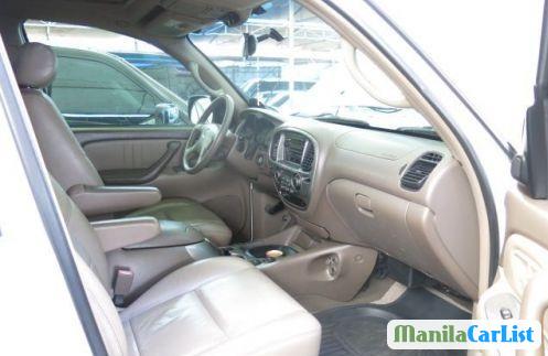 Toyota Sequoia Automatic 2001 - image 4