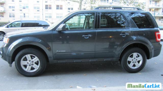 Pictures of Ford Escape Automatic 2009