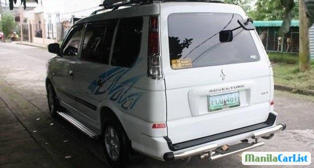 Mitsubishi Adventure 2005