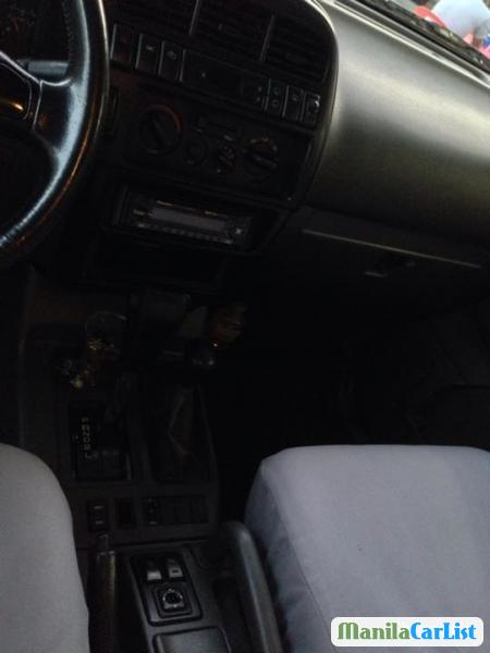 Isuzu Trooper Automatic 2000 - image 3