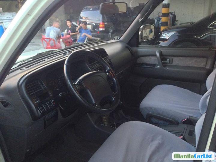 Isuzu Trooper Automatic 2000 - image 4