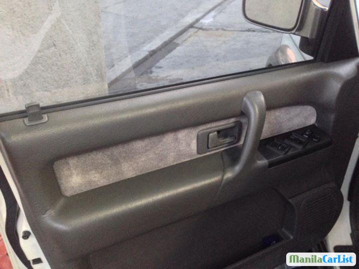 Isuzu Trooper Automatic 2000 - image 5