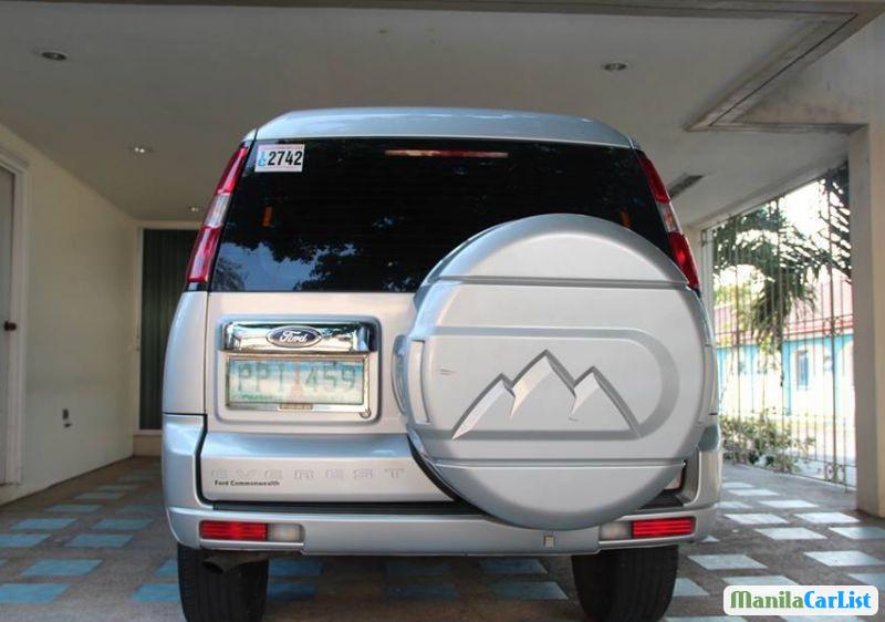 Ford Everest 2010
