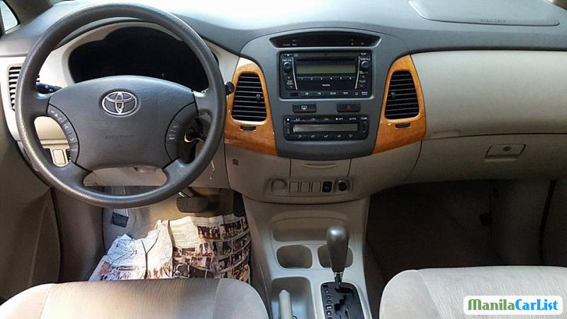 Toyota Innova Automatic 2012 - image 2