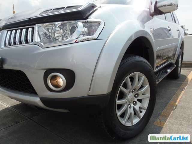 Mitsubishi Montero Sport Automatic 2010