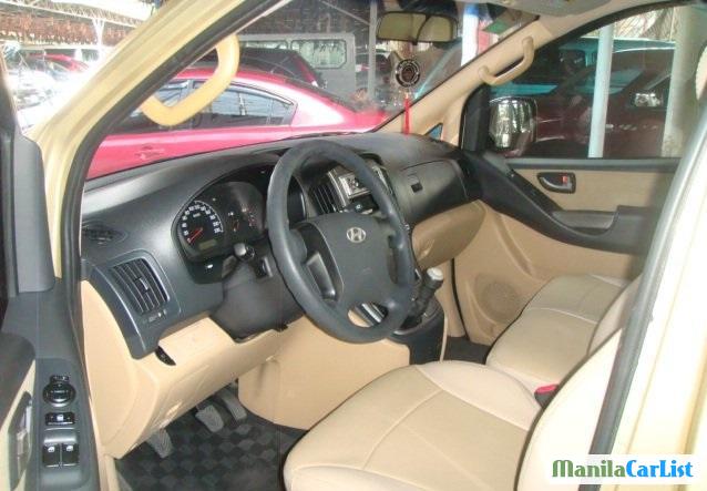 Hyundai Starex 2009 - image 3