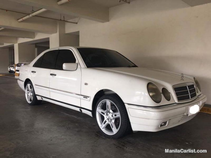 Mercedes Benz E-Class Sedan Automatic 2000 - image 2