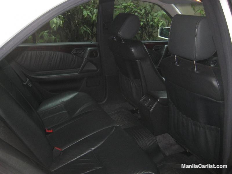 Mercedes Benz E-Class Sedan Automatic 2000 - image 6