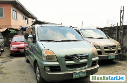 Pictures of Hyundai Starex Automatic 2004
