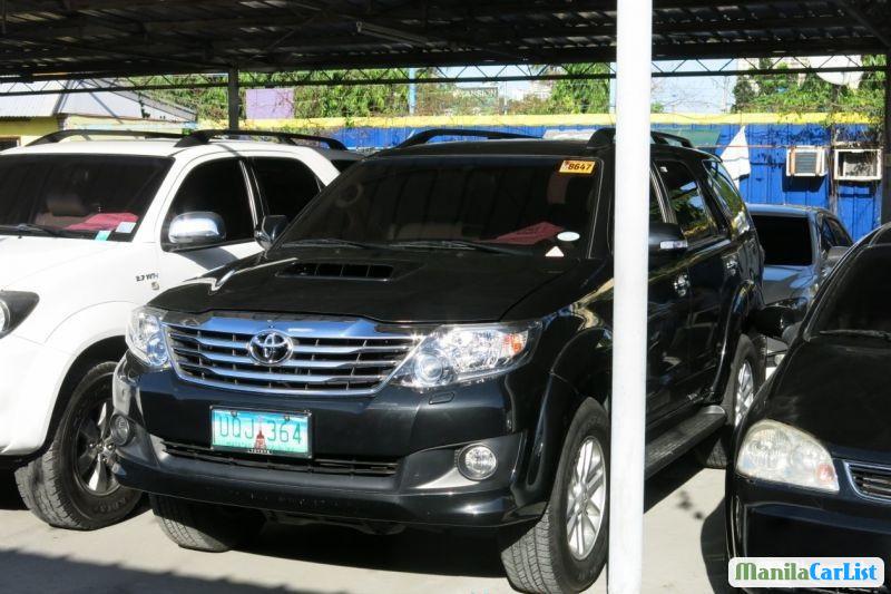 Toyota Fortuner Automatic 2013 - image 4