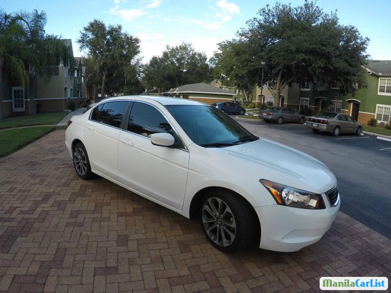 Honda Accord Automatic 2010 - image 2