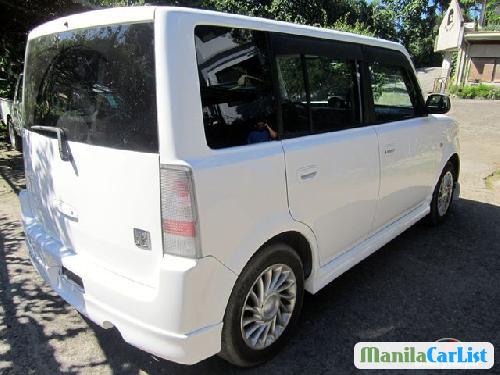 Toyota bB Automatic - image 2