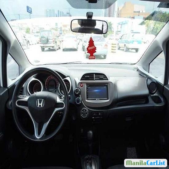 Honda Jazz Automatic 2005 - image 2