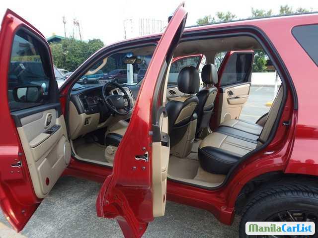 Ford Everest Automatic 2012 - image 2