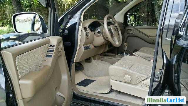 Nissan Navara Automatic 2009 in Metro Manila