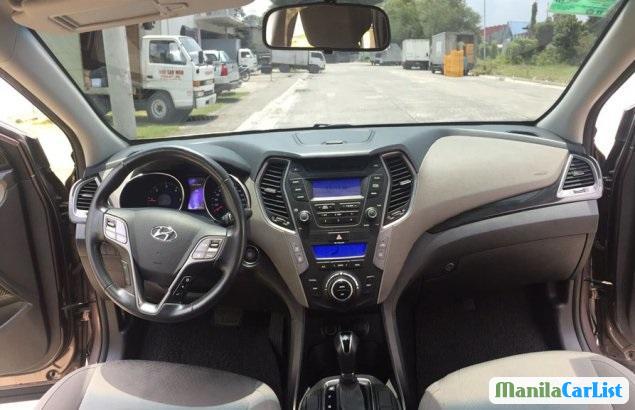 Hyundai Santa Fe 2013 in Metro Manila