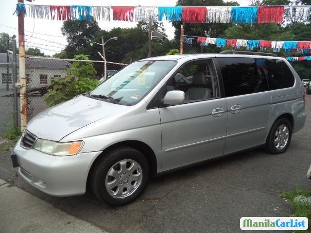 Pictures of Honda Odyssey Automatic 2003