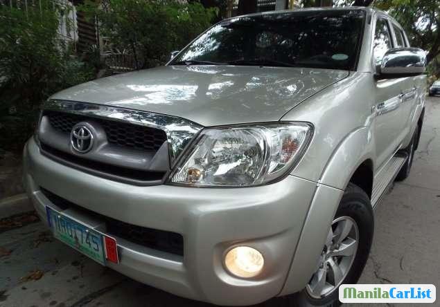 Picture of Toyota Hilux Manual 2010