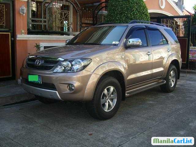 Picture of Toyota Fortuner Automatic 2008