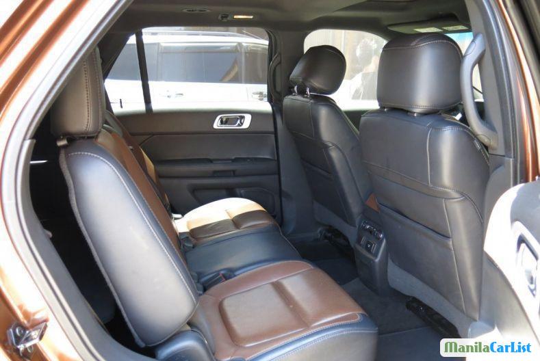 Ford Explorer 2012 - image 4