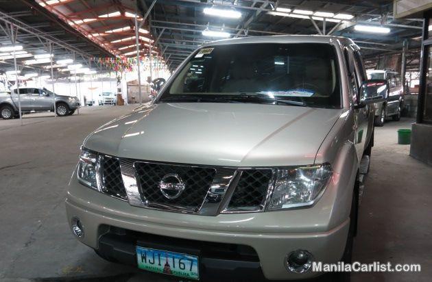 Pictures of Nissan Navara Automatic 2013