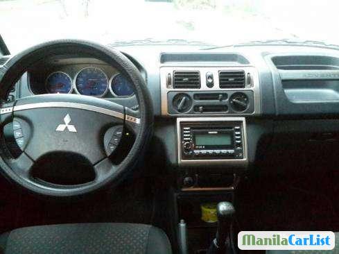 Mitsubishi Adventure Manual 2010 - image 2