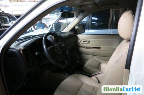 Isuzu Alterra - image 3