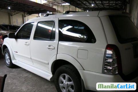 Isuzu Alterra - image 7