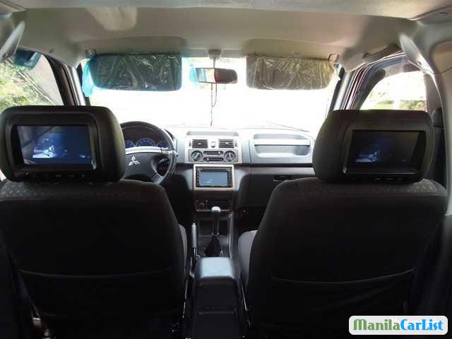 Mitsubishi Adventure Manual 2010