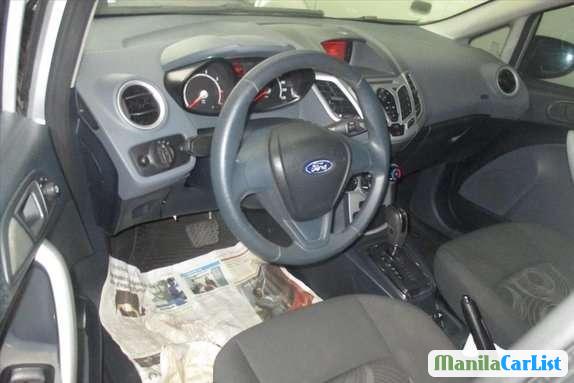 Ford Fiesta Automatic 2011 - image 3