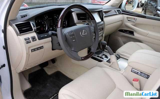 Lexus LX Automatic 2013